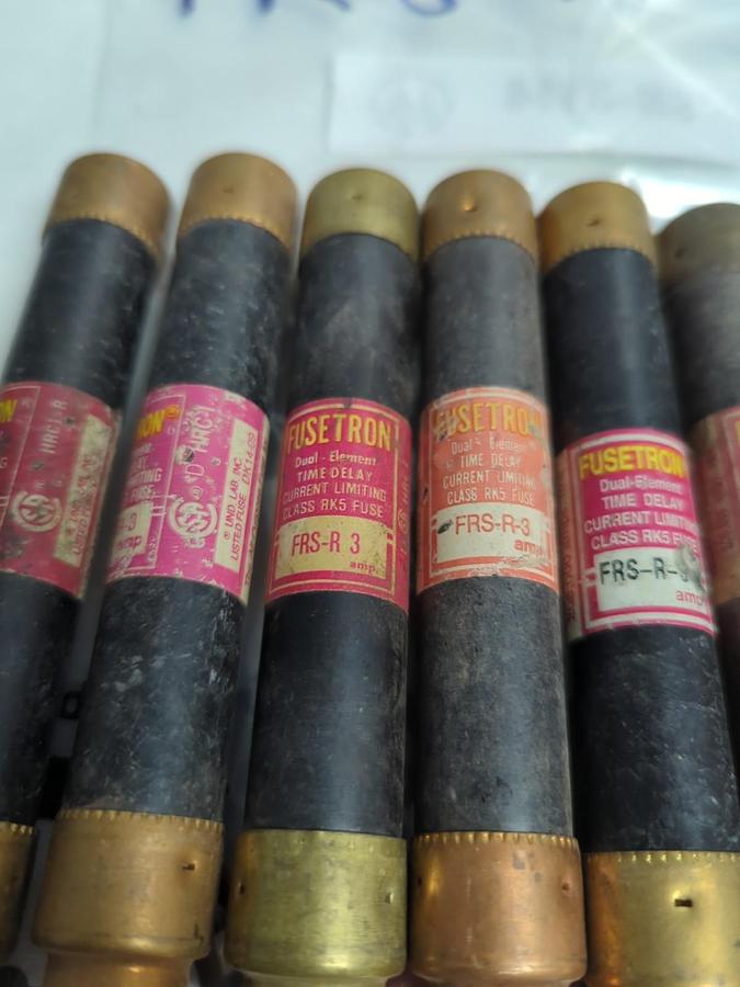 Used COOPER BUSSMANN,FRS-R-3,FUSETRON 3 AMP FUSE LOT OF 9 PRE-OWNED