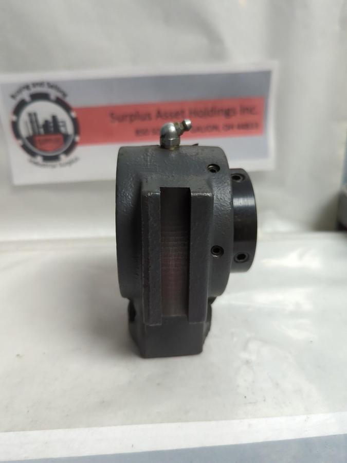 Used LINK-BELT,T-B22423H,TAKE-UP ROLLER BEARING 1-7/16 INCH BORE PRE-OWNED