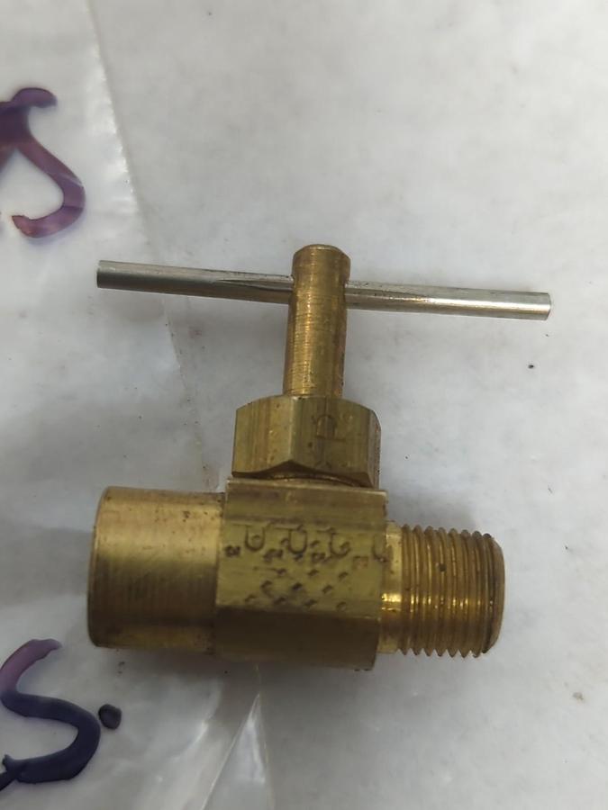 UNBRANDED,1/4 INCH,BRASS NEEDLE VALVE LOT OF 8 NOS