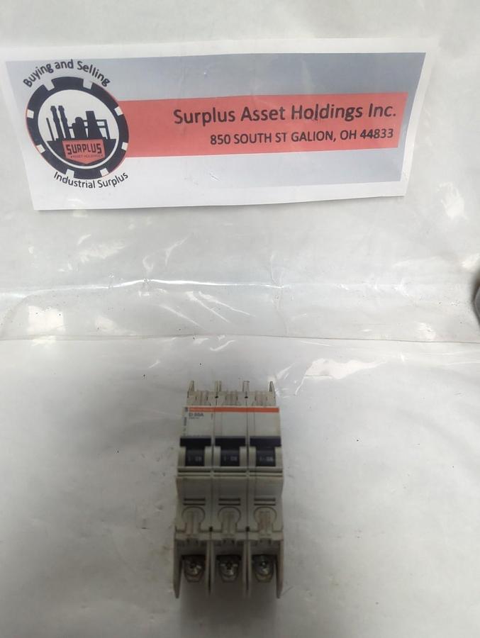Used MERLIN GERIN,60298,CIRCUIT BREAKER D 30A 240V PRE-OWNED