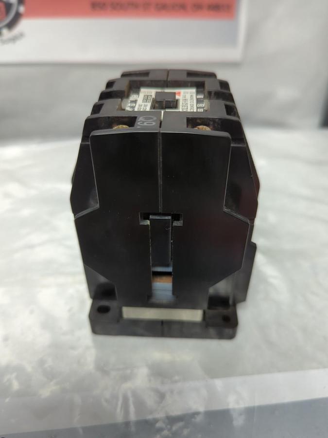 Used YASKAWA,HI-25ETCU-U,CONTACTOR 200-220V PRE-OWNED