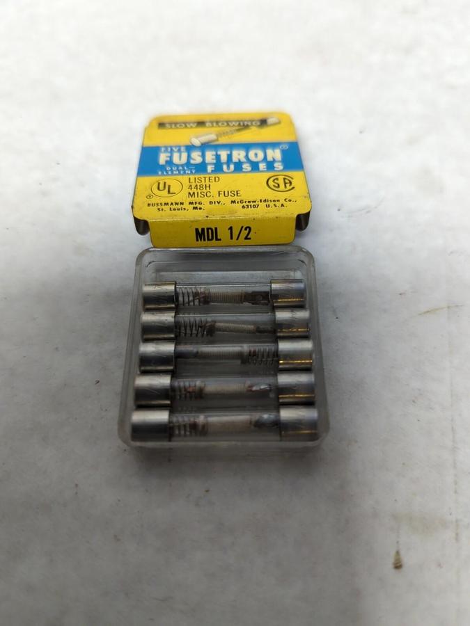 COOPER BUSSMANN,MDL 1/2,GLASS FUSES PACK OF 5 NOS