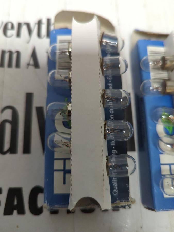 EIKO,1408,MINIATURE LAMPS LOT OF 19 NOS