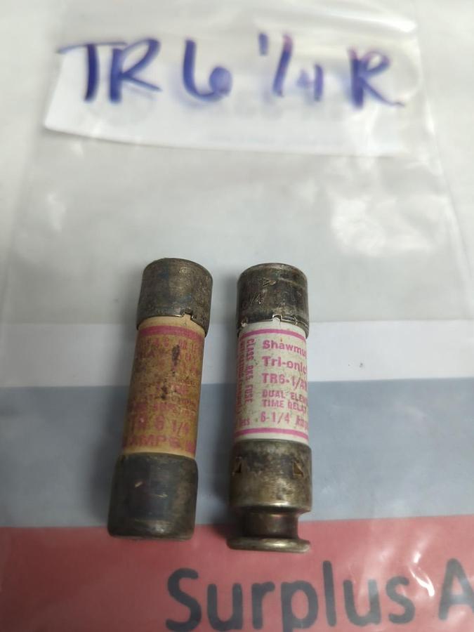 Used GOULD SHAWMUT,TR-6-1/4R,TRI-ONIC 6-1/4 AMP FUSE LOT OF 2 PRE-OWNED