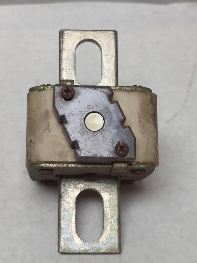 Used COOPER BUSSMANN,SPP-7E1250,FUSE 1250 AMP 700V PTR-OWNED