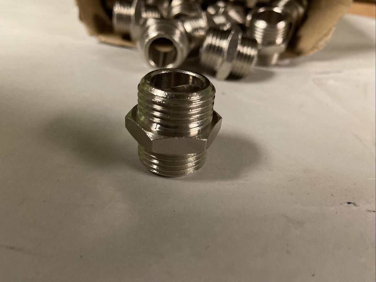 Parker,0901-00-21,1/2 INCH Nickel Plated Brass Fittings Lot of 50