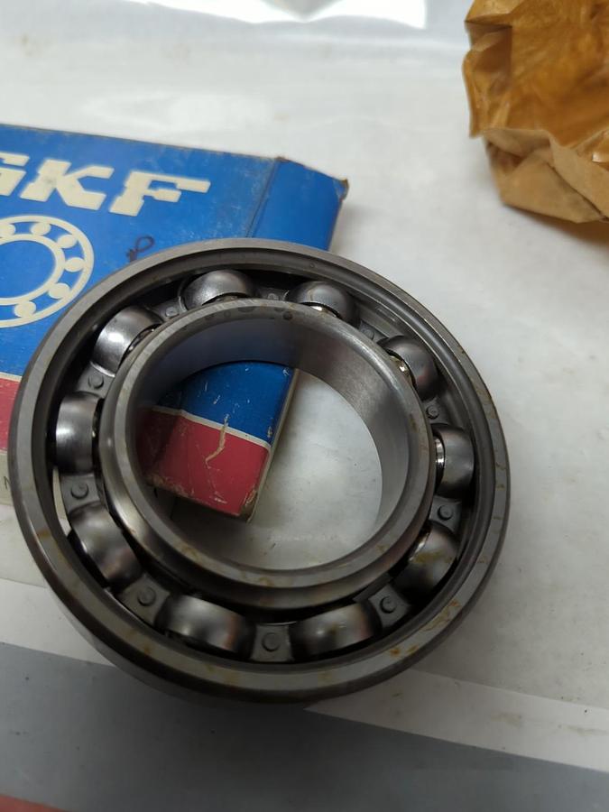 SKF,6211 JEM,DEEP GROOVE BALL BEARING NOS