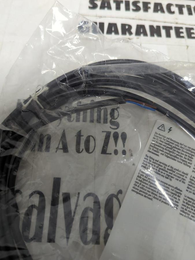 Used MURR ELEKTRONIK,7000-08041-6100500, 5M M8 FEMALE CONNECTOR SENSOR CABLE..NEW