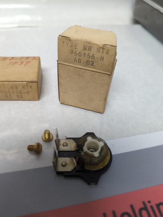 WESTINGHOUSE,966 466-H,TYPE MW OVERLOAD THERMAL HEATER RELAY LOT OF 2 NOS