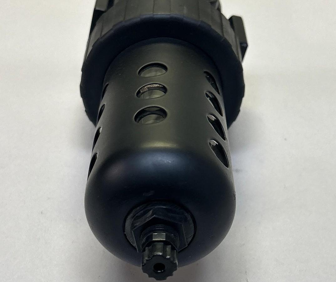 Used PARKER,07E42C13AC,FILTER REGULATOR 150PSI