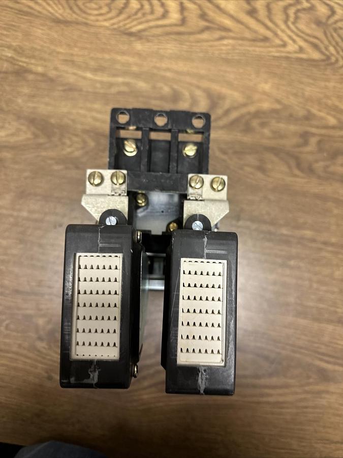 GE,A2C01EXA503XH,DC Contactor 600V 50A DS303