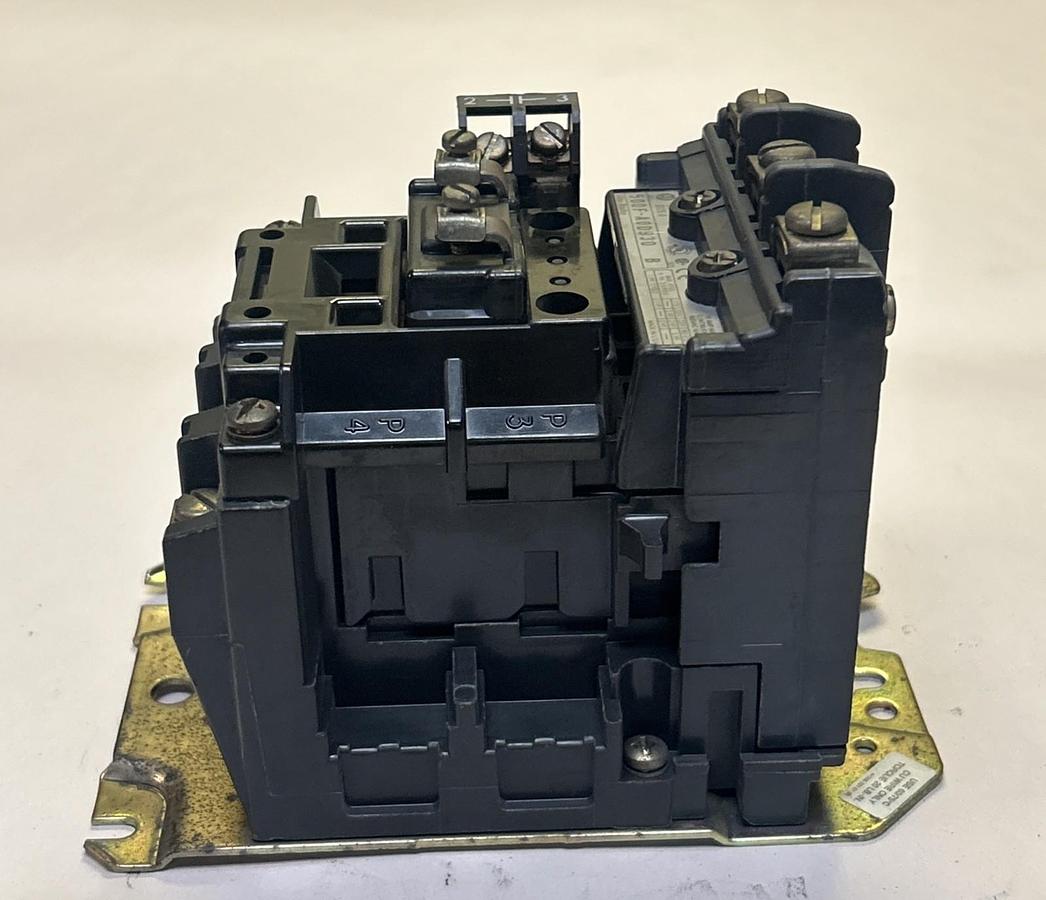 Used ALLEN BRADLEY,500F-A0D930,SIZE 0 MOTOR STARTER 18A 600V