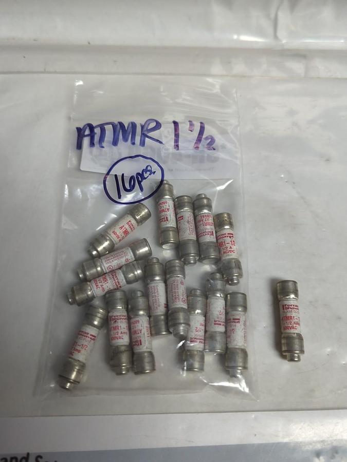 Used FERRAZ SHAWMUT,ATMR1-1/2,CLASS CC 1-1/2 AMP FUSE LOT OF 16 PRE-OWNED