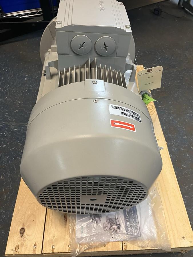 SIEMENS,1LA9166-2LA91ZT19,MOTOR 18.5kW 400V 3PH 2940RPM 160L