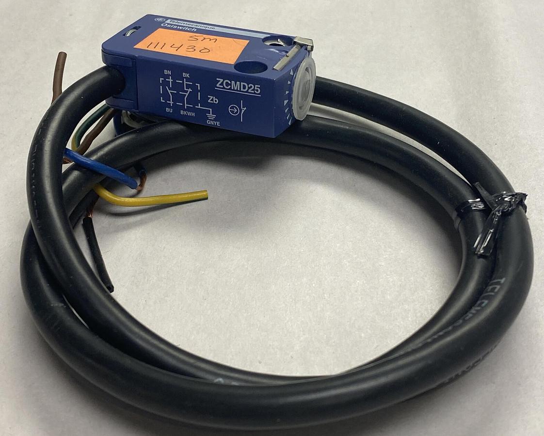 Telemecanique,ZCMD25L1,Limit Switch NOS