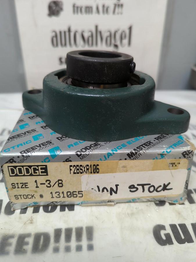 DODGE,131065 F2BSXR106,FLANGE MOUNT BEARING 2-BOLT BASE 1-3/8 INCH BORE NOS