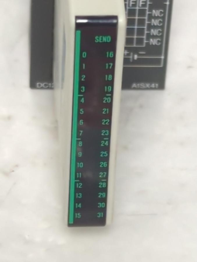 Used MITSUBISHI,A1SX41,IN PUT MODULE UNIT WITH SUNX SL-S PLC CONNECTOR PRE-OWNED