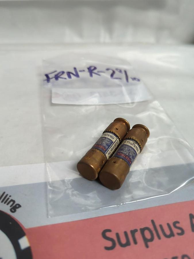 Used COOPER BUSSMANN,FRN-R-2-8/10,FUSETRON 2-8/10 AMP FUSE LOT OF 2 PRE-OWNED