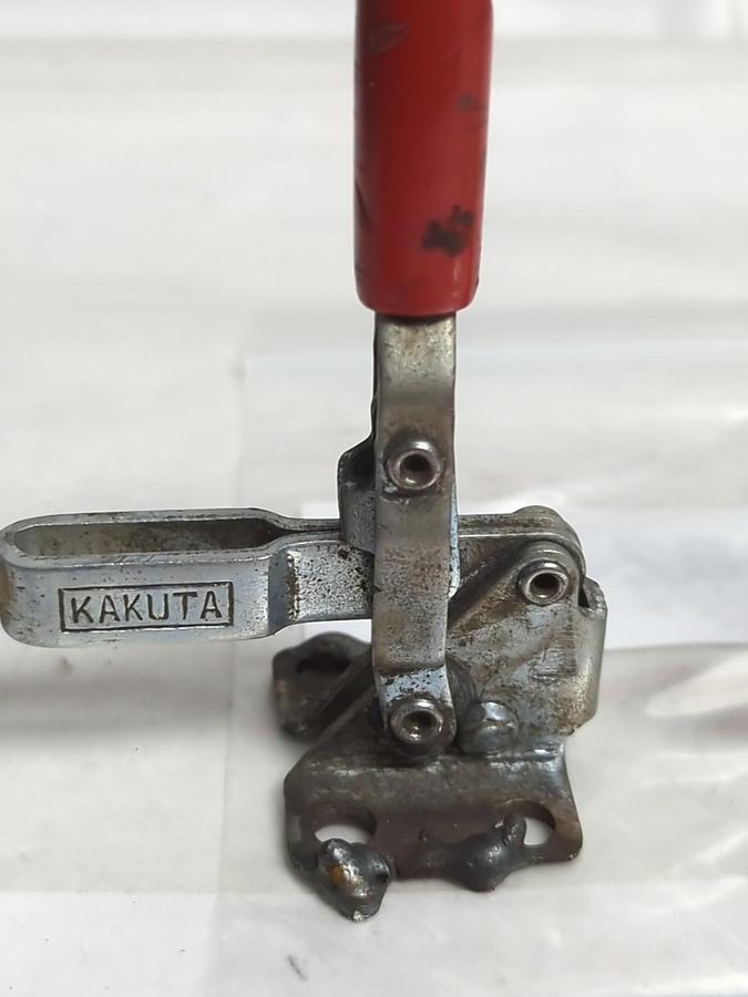 Used KAKUTA,HV150,HOLD DOWN TOGGLE CLAMP LOT OF 2 PRE-OWNED