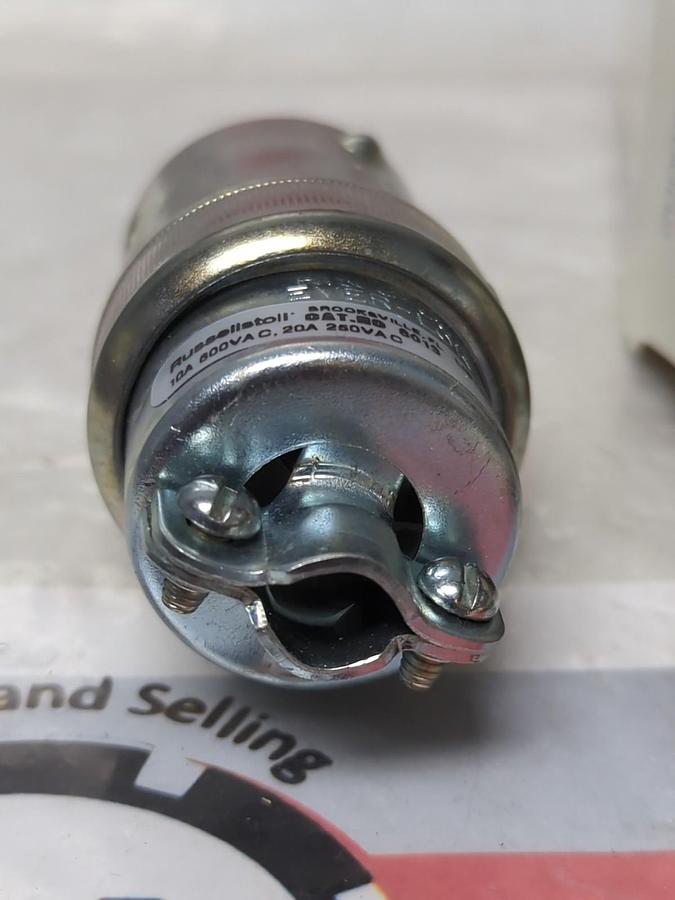 THOMAS BETTS,8013,EVER-LOK PLUG 10A 600VAC 20A 250VAC NOS