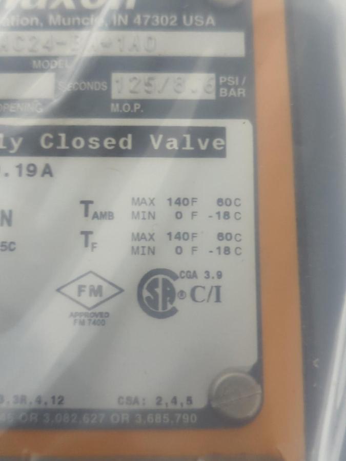 MAXON,100SMM11-AC24-BA-1AD,NORM CLOSED VALVE 125PSI/8.6BAR 115V60 0.19A NOS
