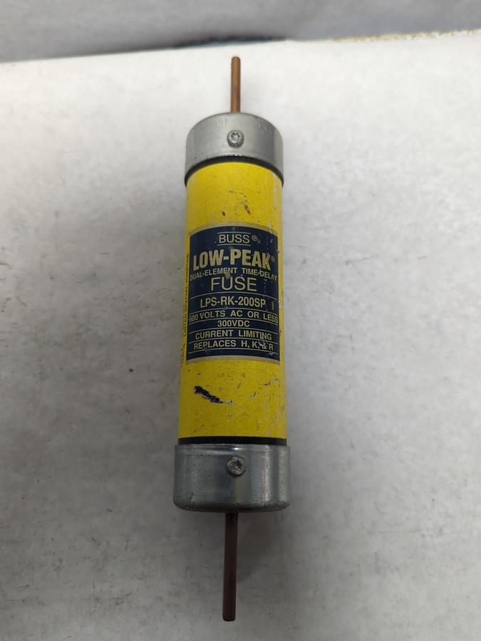 Used COOPER BUSSMANN,LPS-RK-200SP,LOW-PEAK 200 AMP FUSE PRE-OWNED