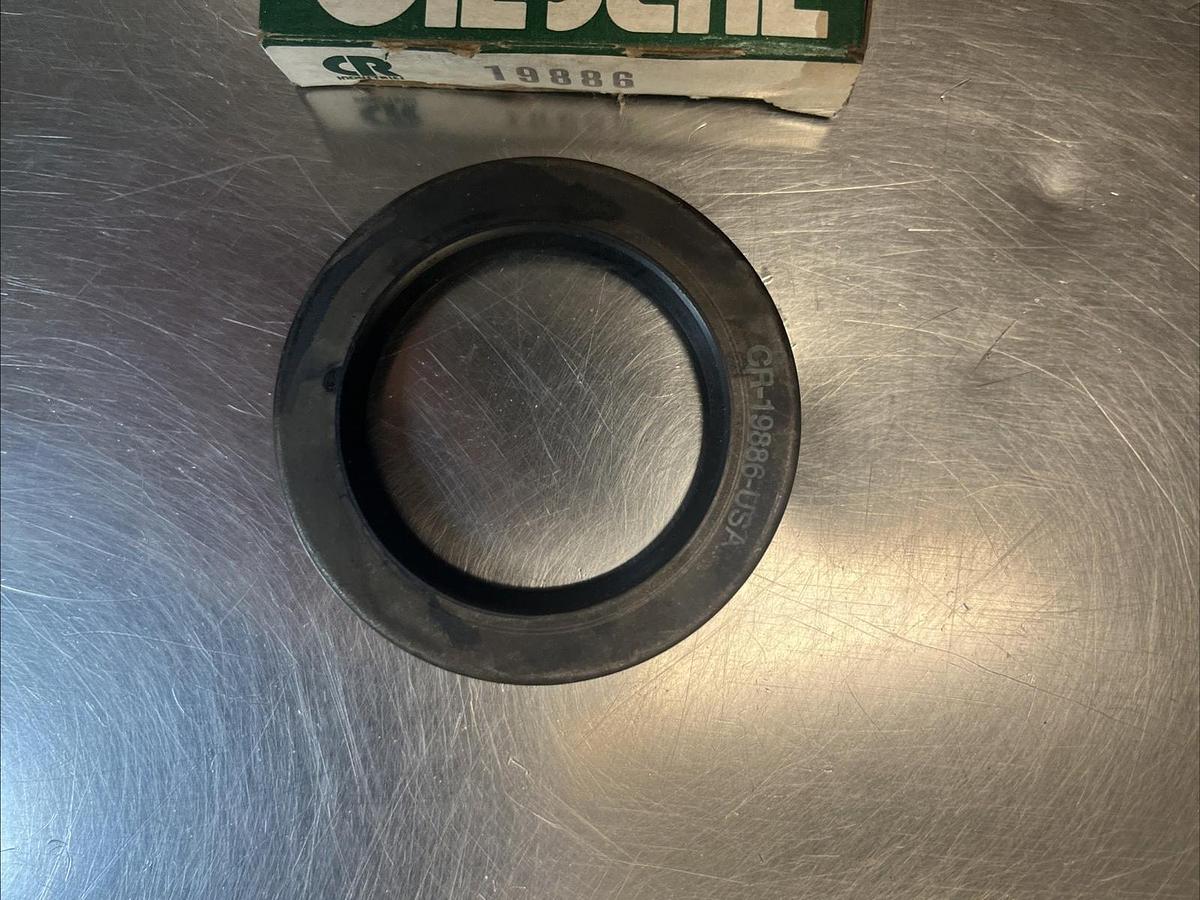 CR CHICAGO RAWHIDE,19886,OIL SEAL