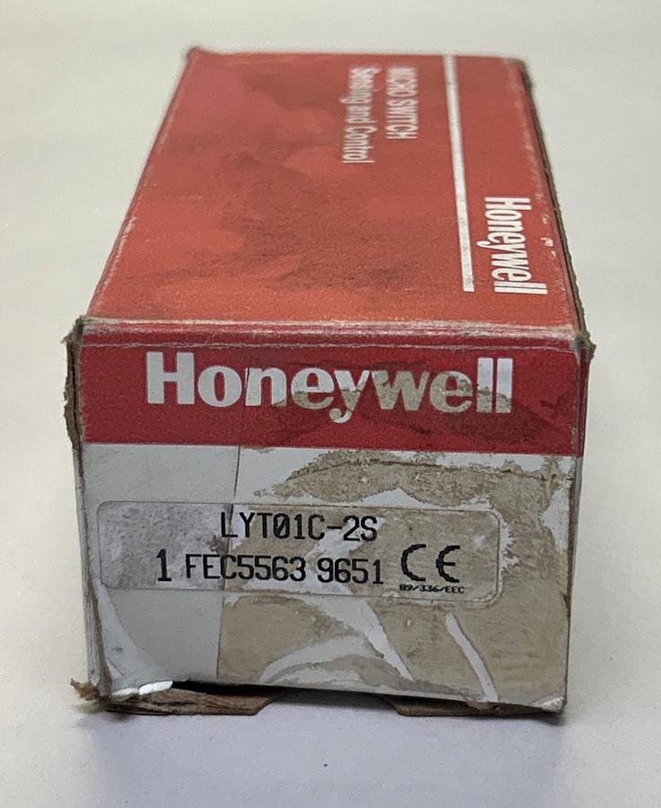 HONEYWELL MICROSWITCH,LYT01C-2S,PROXIMITY SWITCH NOS