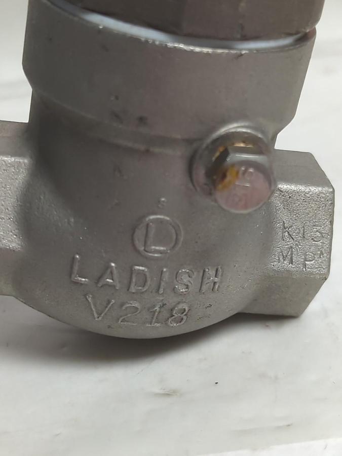LADISH,V-5260-0607-05B,CHECK VALVE 1/2 INCH NOS