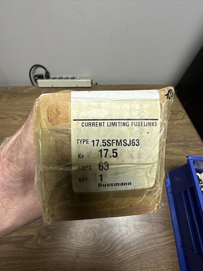 Bussman,17.5SFMSJ63,17.5Kv 63 Amps High Voltage HRC Fuse