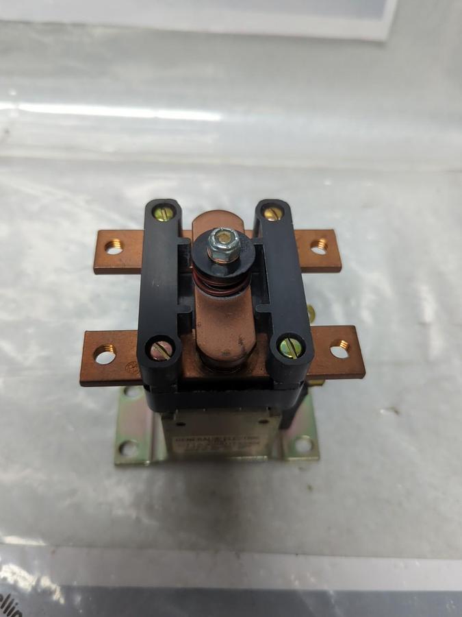 Used GE,CTTA300AH142XN,TYPE A CONTACTOR 36/48V 225A RE-OWNED