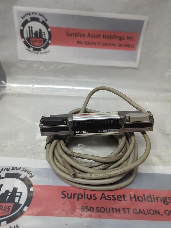 Used KEYENCE,SL-V08H-T,LIGHT CURTAIN TRANSMITTER WITH CABLE 24V DC 56 mA PRE-OWNED