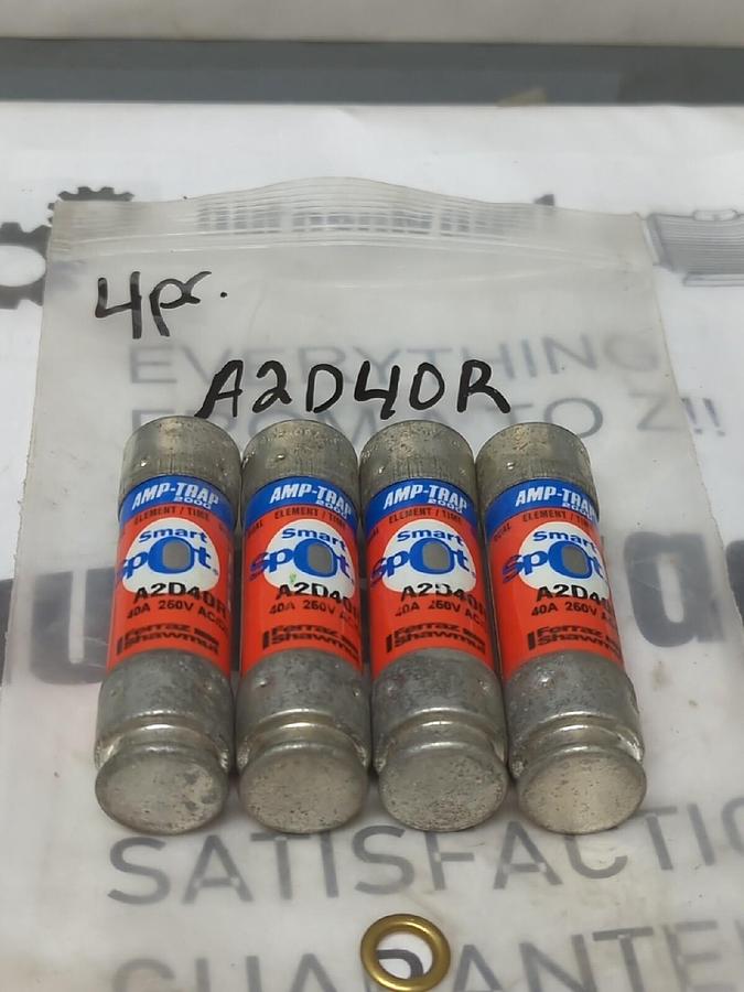 FERRAZ SHAWMUT,A2D40R,(40 AMP) AMP-TRAP SMART-SPOT FUSE LOT OF 4 NOS