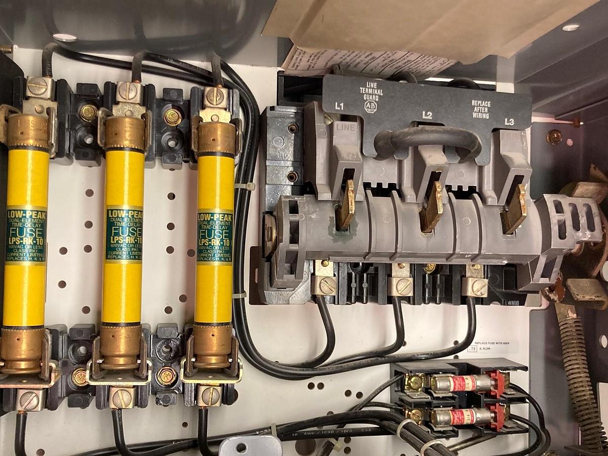 Used Allen-Bradley,2106B,Size 1 Fused MCC 20 Inch Reversing Starter Feeder Bucket