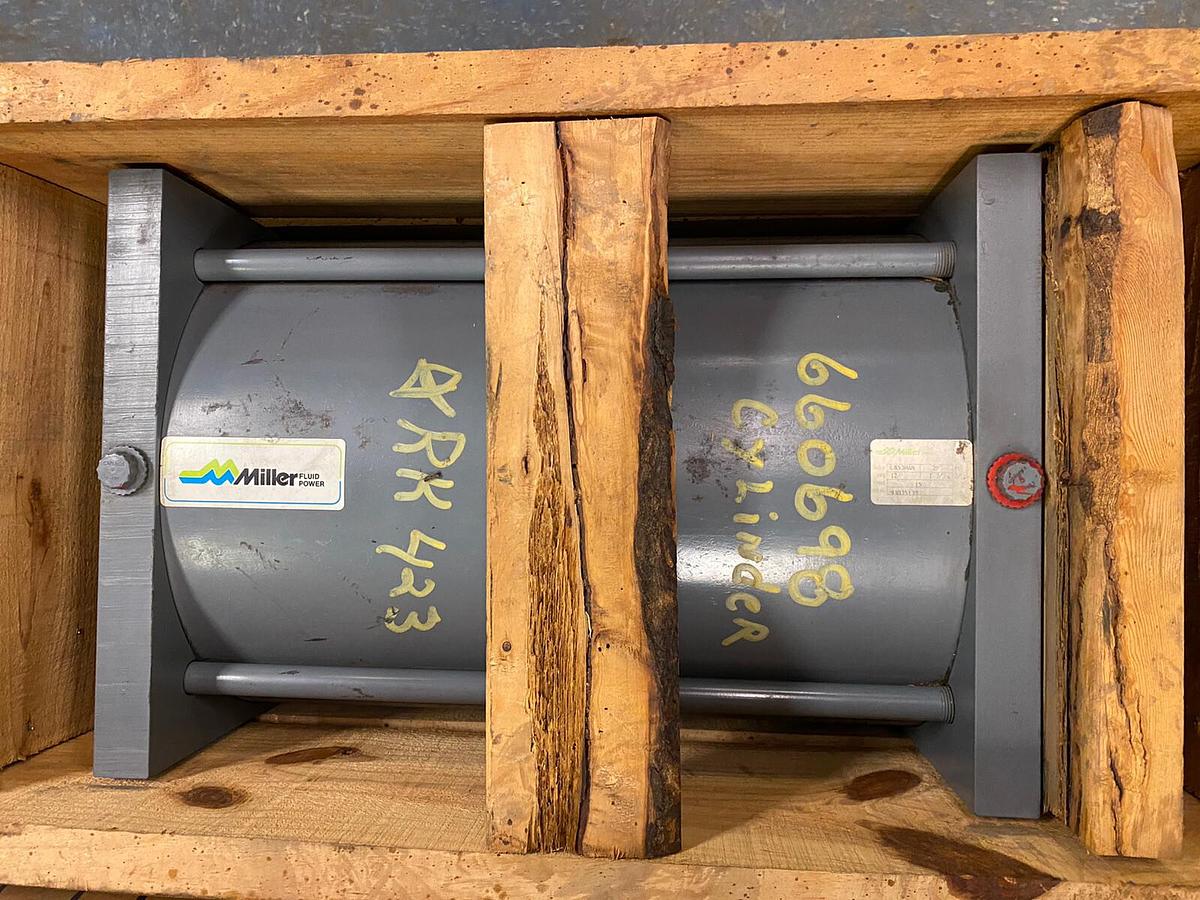 Miller Fluid Power,LA53H4N,PNEUMATIC CYLINDER BORE 12 STROKE 15 ROD DIA 1-3/8