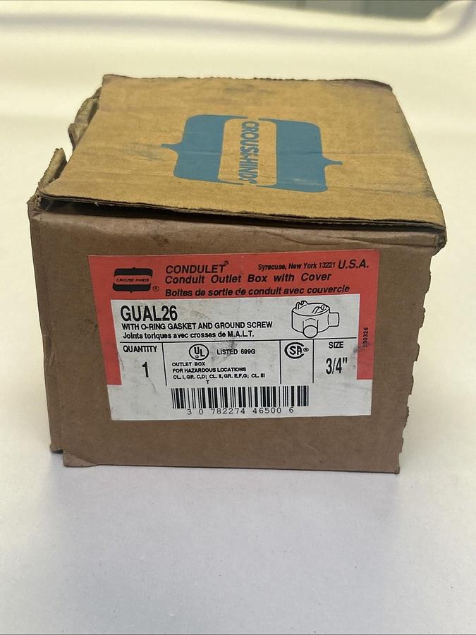CROUSE HINDS,GUAL26,CONDUIT OUTLET BOX W/ COVER NOS