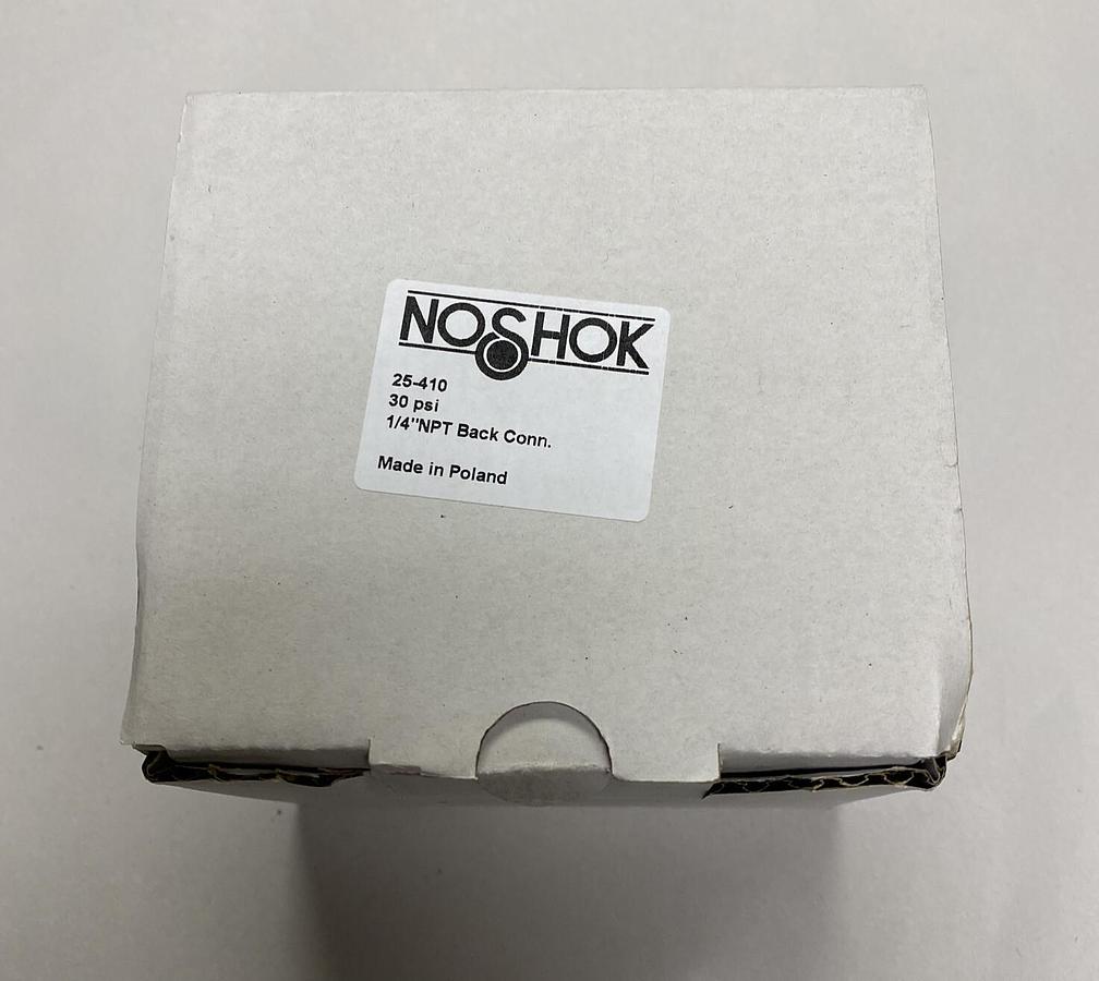 Used NOSHOK,25-410,PRESSURE GAUGE 30 PSI/BAR 1/4 INCH NPT NEW