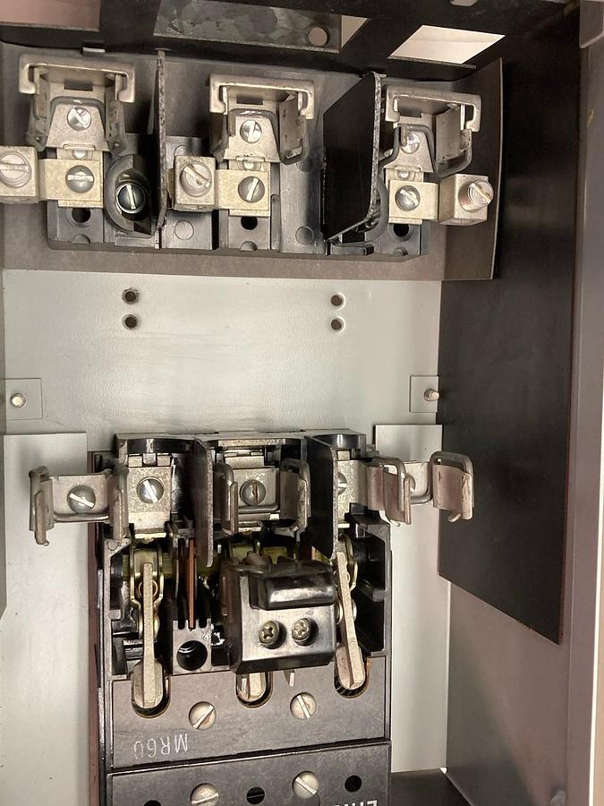 Used GE,THFP362/THFP362L,Twin Fusible Panelboard Switch Disconnect 60A 600Vac 250VDC