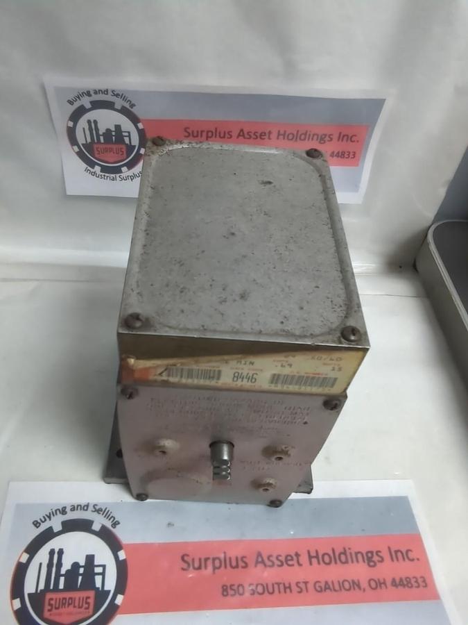 Used HONEYWELL,M944B1175,MODUTROL MOTOR 24V 50/60HZ .69 AMP 15 WATT PRE-OWNED