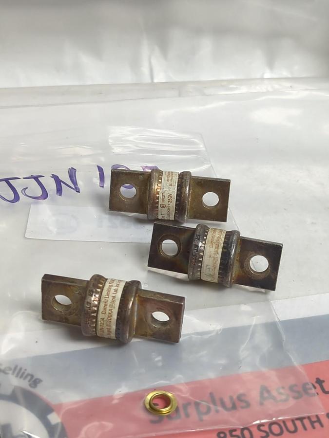 Used BUSSMANN,JJN125,SEMICONDUCTOR 125 AMP FUSE LOT OF 3 PRE-OWNED