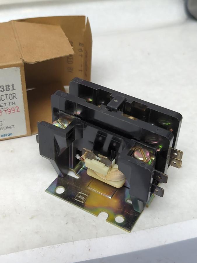 JOSLYN CLARK,DP1AC301-120,DEFINITE PURPOSE CONTACTOR 30 AMP 1-POLE NOS