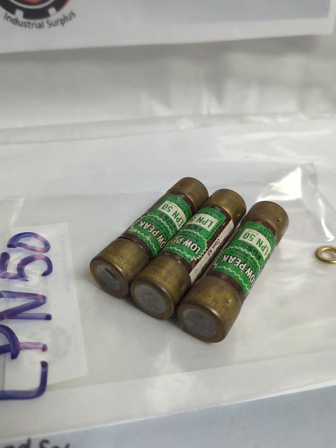 Used COOPER BUSSMANN,LPN-50,LOW-PEAK 50 AMP FUSE LOT OF 3 PRE-OWNED