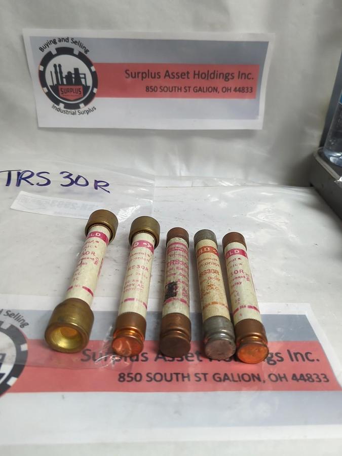 Used GOULD SHAWMUT,TRS-30R,TRI-ONIC 30 AMP FUSE LOT OF 5 PRE-OWNED