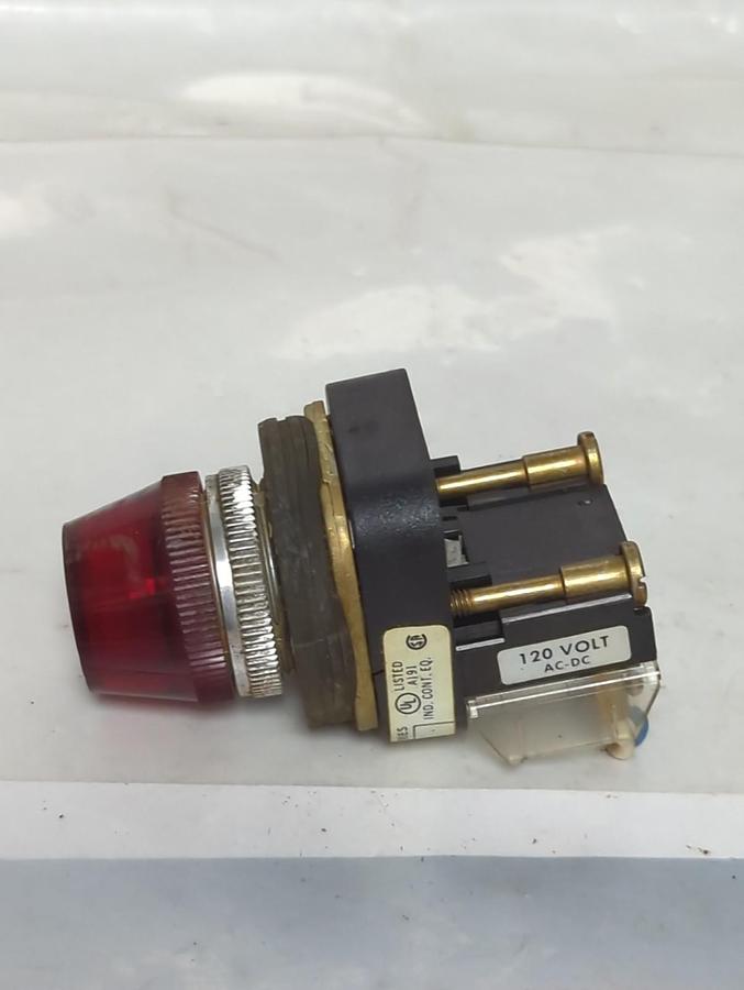 Used ALLEN BRADLEY,800T-Q10,SERIES B RED PUSHBUTTON PRE-OWNED