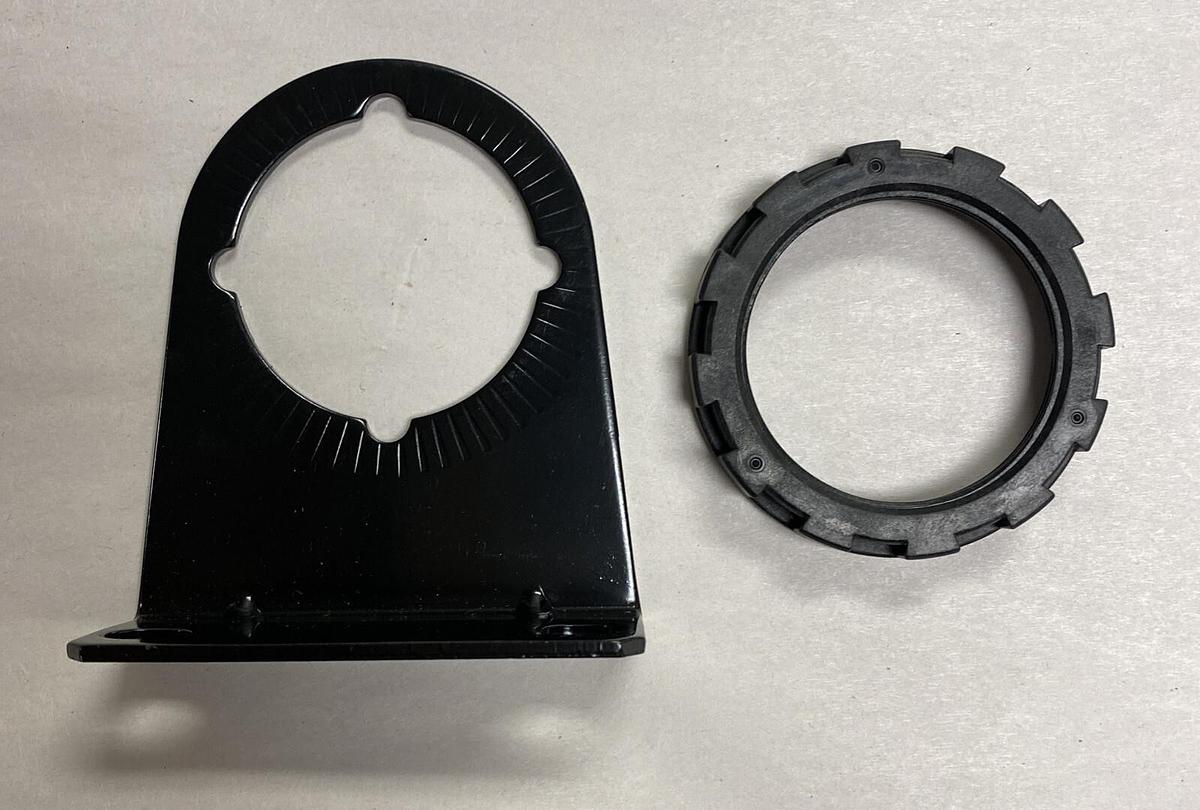 SMC,AR40P-270AS,Regulator Bracket Assembly Lot Of 13 NOS