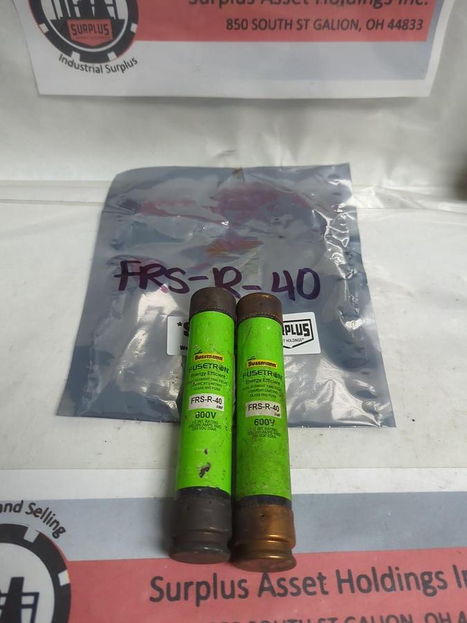 Used COOPER BUSSMANN,FRS-R-40,FUSETRON 40 AMP FUSE LOT OF 2 PRE-OWNED