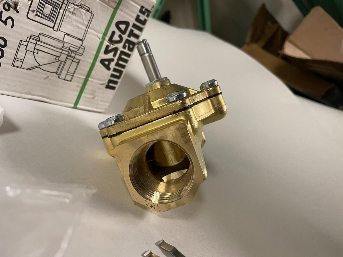 ASCO,SCE238D010,1 INCH SOLENOID VALVE 24VDC