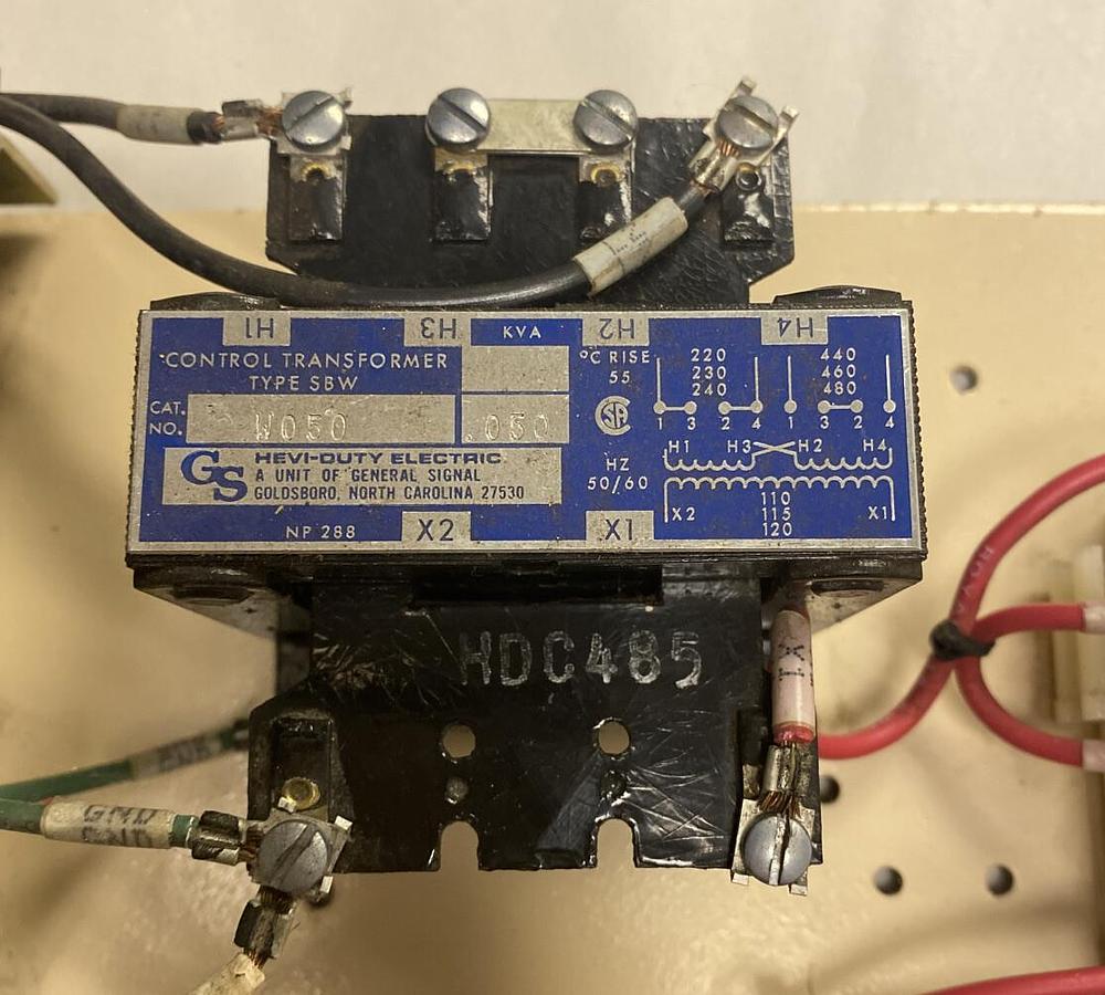 Used Square D,8702SB04,Reversing Starter Nema Size 0 WITH Hoist Control
