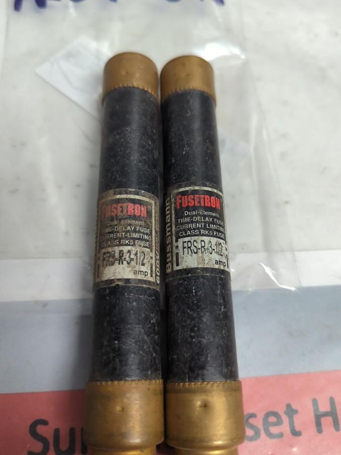 Used COOPER BUSSMANN,FRS-R-3-1/2,FUSETRON 3-1/2 AMP FUSE LOT OF 2 PRE-OWNED