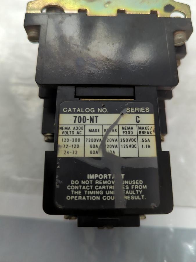 Used ALLEN BRADLEY,700-NT,SERIES C TIMING RELAY 700-N400A1 PRE-OWNED